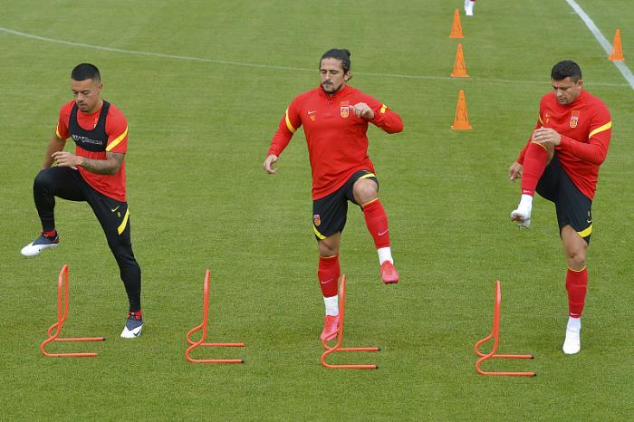 国足最贵10人诞生：中超2大金靴领衔，韦7紧追武磊，鲁能天才逆袭