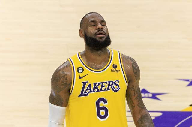 詹皇言论遭质疑！0-4被掘金横扫，却嘲讽对手跛脚，下季恐再被虐