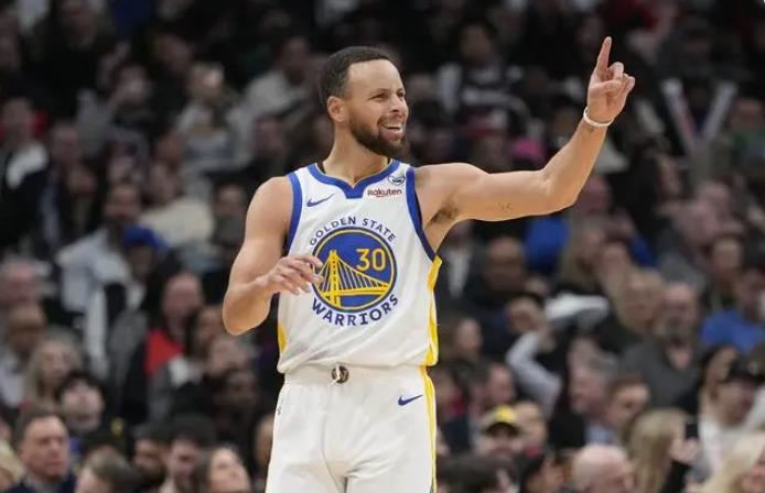 勇士队翻盘之战：库里、克莱崭新姿态