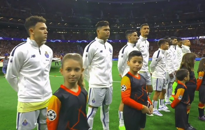 剧本都不敢这么演！欧冠史上最晚绝杀诞生，巴萨旧将逆天改命