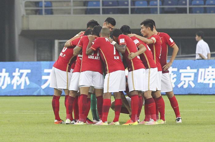 中超寒冬“更冷了”，比1-3越南更糟！韩媒：中国男足越来越混乱