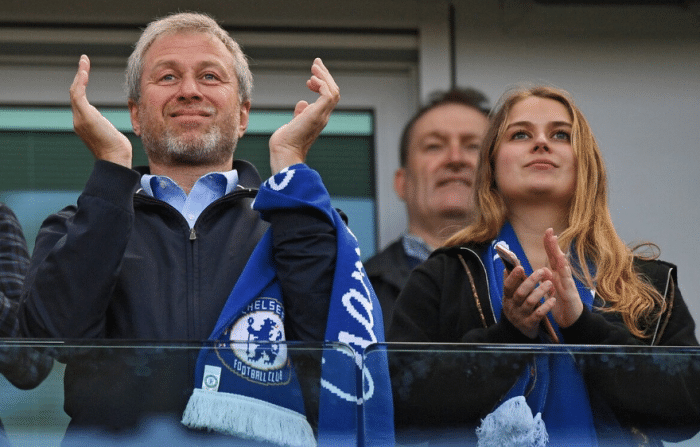 自豪舍弃40亿英镑！阿布官宣告别，切尔西巨变遭吐槽：步曼联后尘