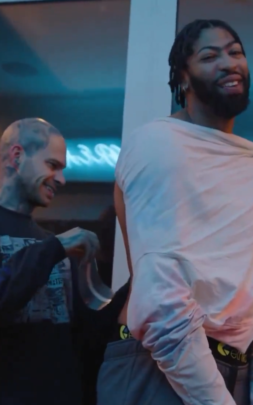 浓眉的新纹身 湖人2020夺冠的美好回忆