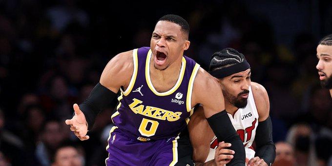 曝湖人交易威少已和两队谈判？美媒列三方交易方案：利拉德联手詹眉