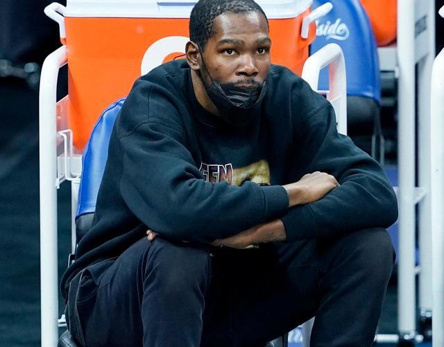 三消息，杜兰特复出时间曝光，湖人或再得强援，伦纳德三下家出炉