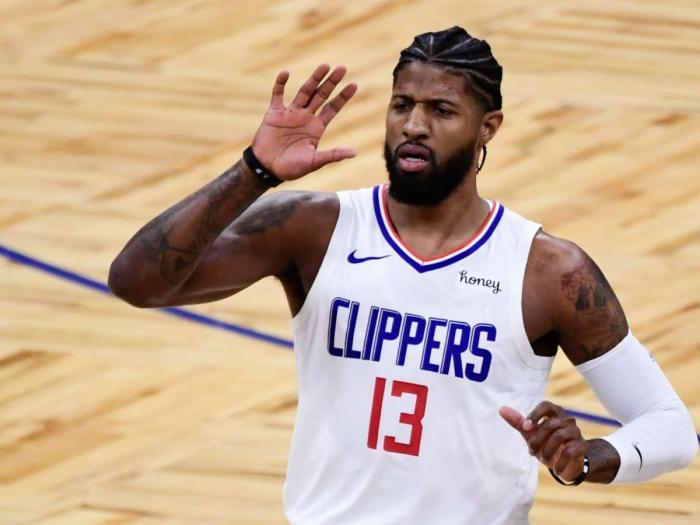 乔治15000分里程碑！快船单节34-9打爆太阳，布克保罗观战大金链抢镜