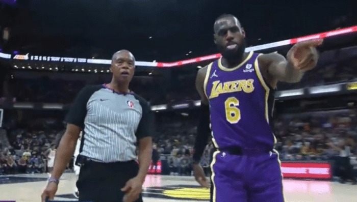 举报球迷引争议？詹姆斯首次回应冲突：打到对手绝非故意，不该禁赛