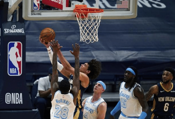 仅领先第八4个胜场，若湖人再来一波连败，真的就是“曾西一”了