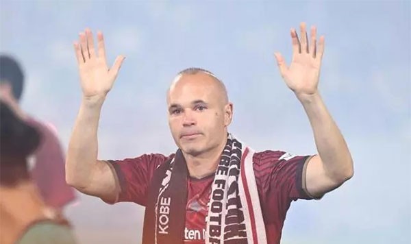 罗马诺:39岁伊涅斯塔加盟阿联酋球队,签“1+1”合同