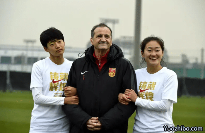 禁赛倒计时！FIFA开罚单不含糊，国足与鲁能、申花踏进同一条河流