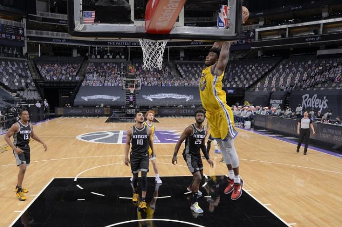 离队宣言？不当克莱替补+不降薪，科尔被打脸，勇士不交易他太后悔！