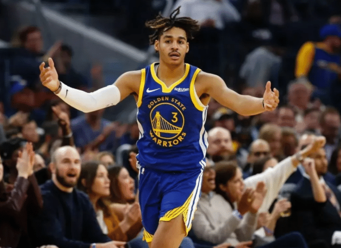 东部第一发生内讧，连输76人勇士！3人激烈争吵，主帅怒摔战术板