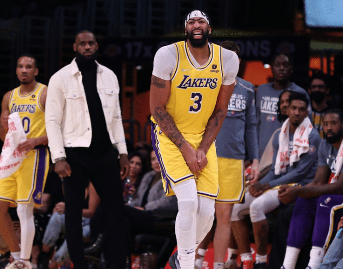 浓眉确定带伤出战！拇指扭伤仍拒绝休战，詹皇伤停安东尼继续替补战旧主