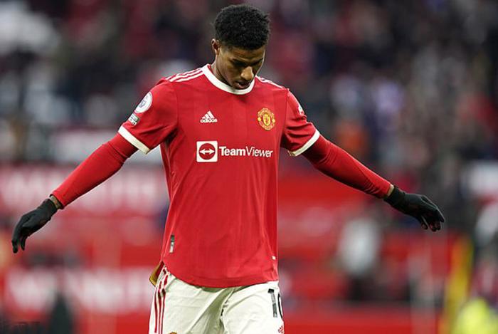 朗尼克用人或迫使曼联妖星走人！数据全面落后埃兰加，理应当替补