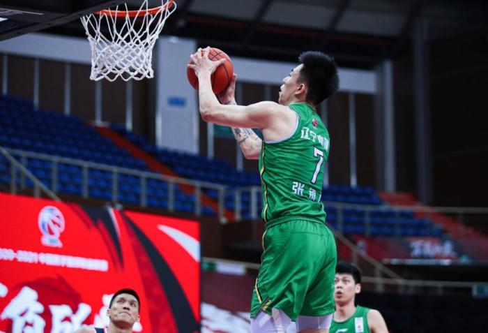 担任辽宁体育局二把手，张镇麟母亲王芳是什么级别？待遇如何？