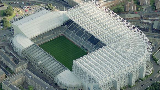 英超纽卡斯尔联球队场馆-圣詹姆斯公园球场（体育直营球场）