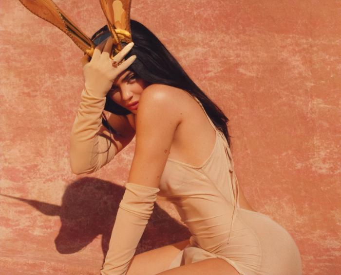 NBA女球迷天花板？三大超模现身快船主场，大长腿+绝美身材抢镜