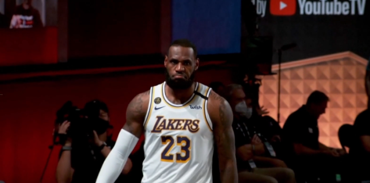 美媒：詹姆斯年龄影响不大 接下来是体能负重训练