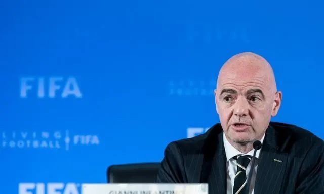 国际足联主席因凡蒂诺：期待与中国合作发展足球事业