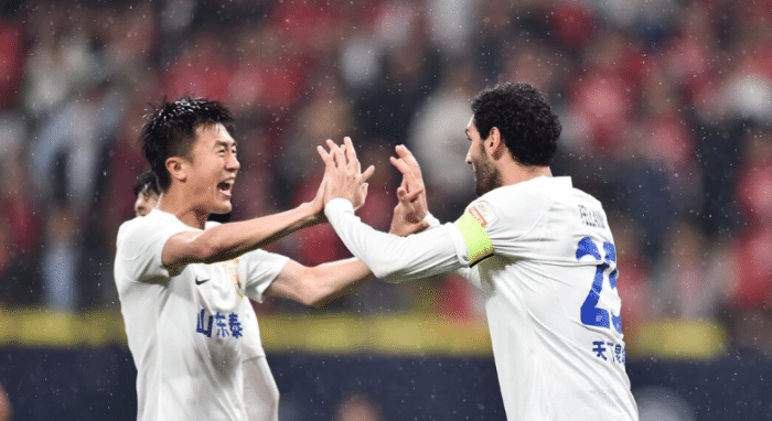 即将官宣新帅！泰山队“保强争冠”，法比奥揽大权，费南多独一档