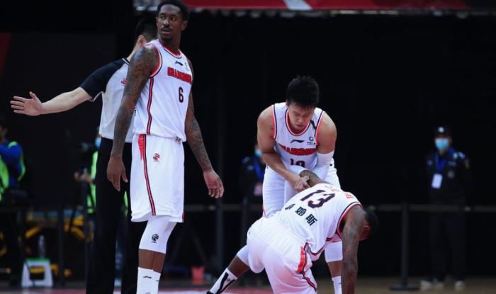 广东迎来强队挑战，爆冷几率大增，急需马尚站出来