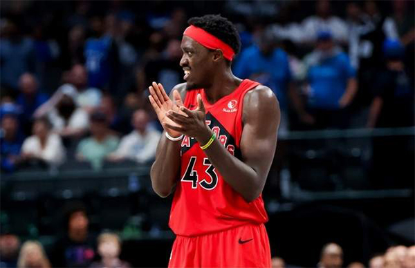 6抢1！冠军3D引哄抢，西部豪强欲组三巨头，本人想拿5年2.7亿