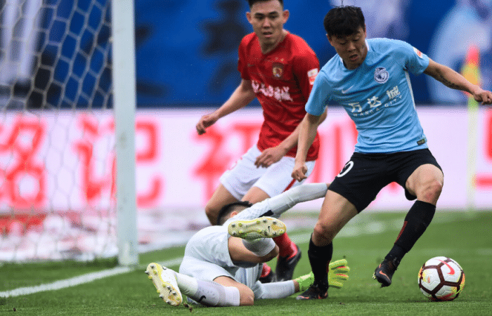 中超前冠军连签2国脚+42球神锋！5外援诞生，直逼海港、泰山