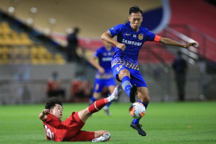 没有不可能! 媒体: 恒大引进自由身吴曦并无障碍