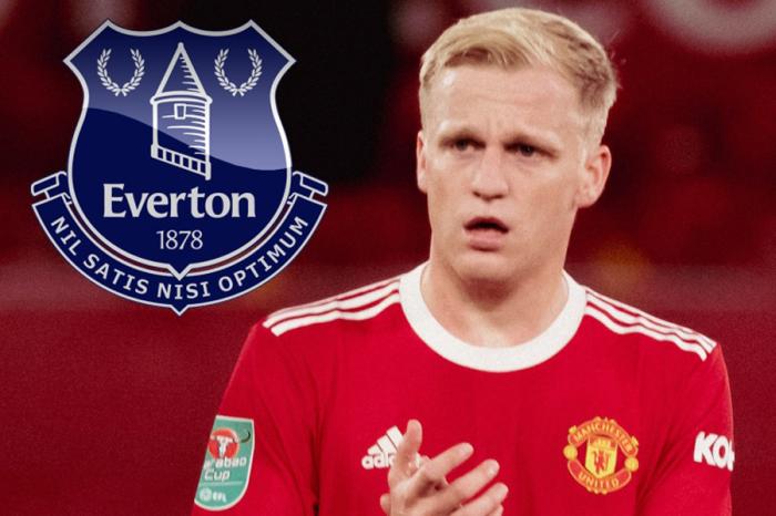 范德贝克转会失败细节曝光，曼联两次阻止交易！冬窗欲加盟埃弗顿