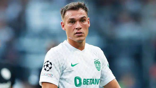 记者：切尔西处于签下曼努埃尔-乌加特的有利位置