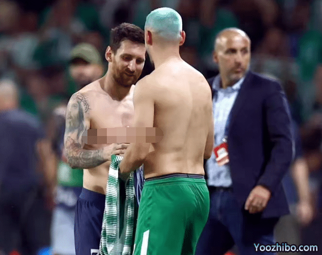 欧冠场上梅西的魅力有多大？看看球童+输球后对手的反应，太激动