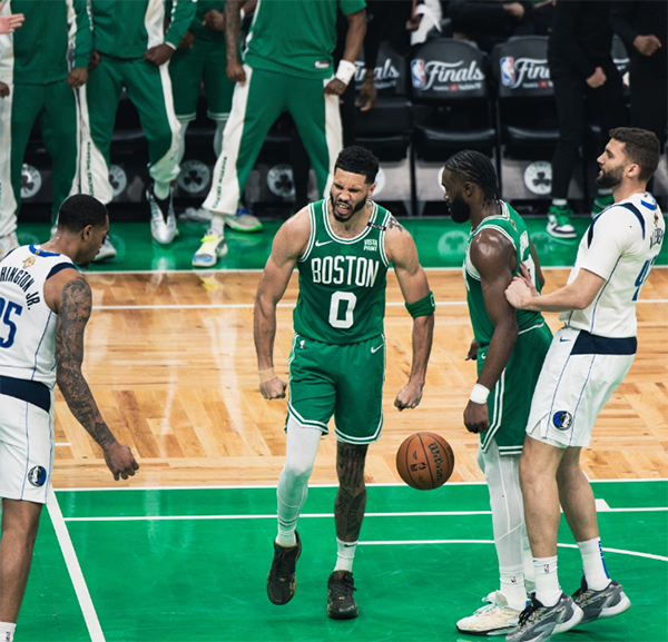 总决赛G5上半程：绿军火力全开，独行侠陷入困境