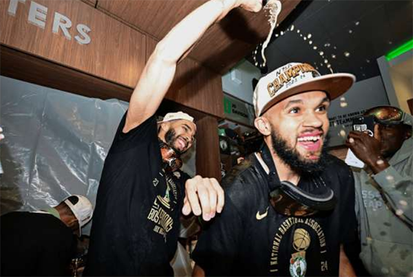 怀特或续签4年1.27亿！绿军夺冠功臣承诺回归