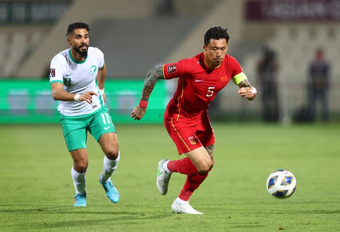 海港免签当红国脚！将拿下4大国脚+外援，造中超第一豪阵