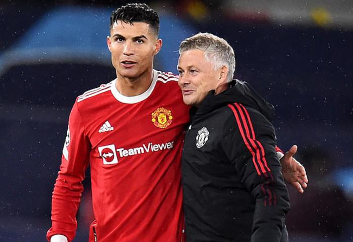 利物浦名宿嘲讽曼联表现可悲！索帅靠C罗保留争冠希望，迟早下课