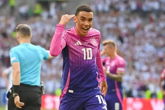 凯恩：若早到拜仁 或可说服穆西亚拉为英格兰效力