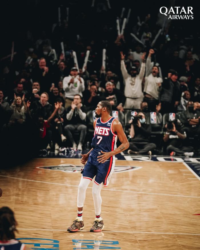 准得离谱再冲MVP！杜兰特超名宿创多项纪录，跟腱断裂也挡不住死神