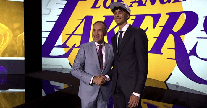 佩林卡老乡！湖人选秀大会得到19岁后卫，优缺点明显：潜力无限