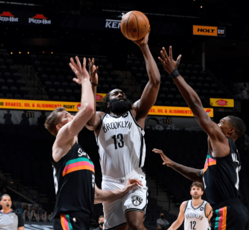 17分钟17+3！2米11篮网新秀9中7补强内线，被哈登喂成第二个卡佩拉！