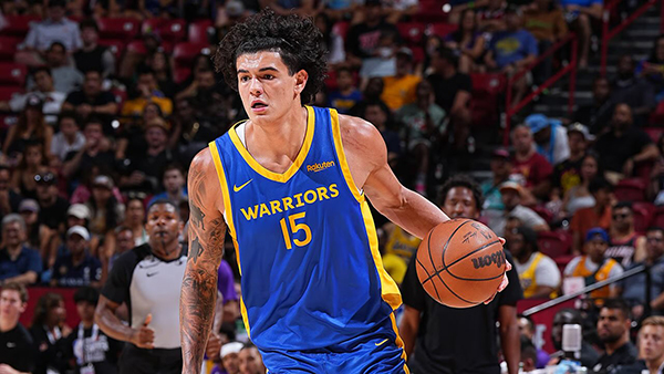 勇士3年合同签下第14人：揭幕签约细节 库里领衔17人豪阵冲冠