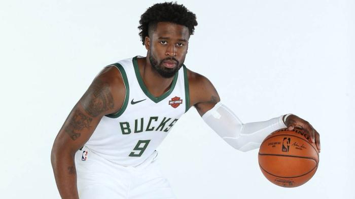 就在今天！火箭旧将再上岗，雄鹿完成第二笔交易补强