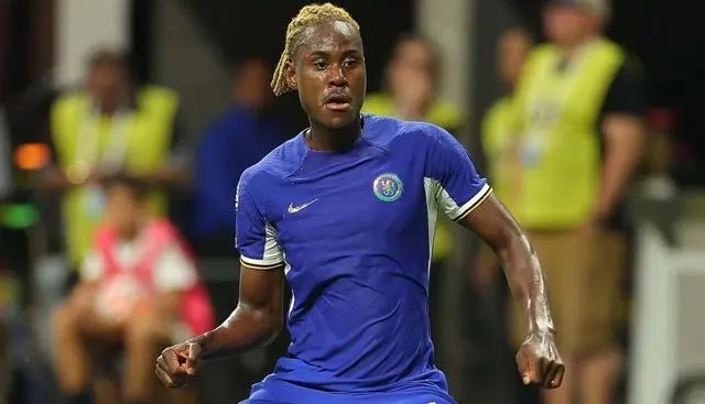 图片报：多特蒙德有意在一月份签下切尔西后卫特雷弗-查洛巴