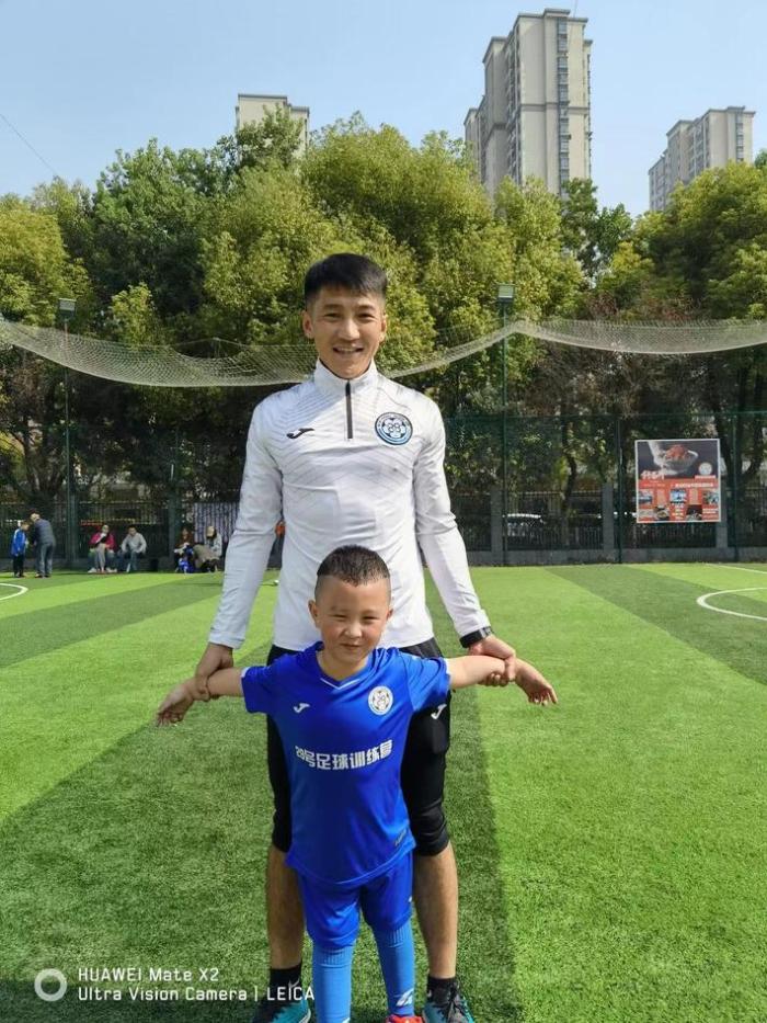 29号足球训练营，张天晗在安徽合肥开始下半场