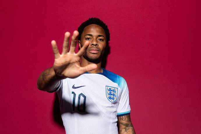 英格兰队官方：斯特林将于1/4决赛之前归队