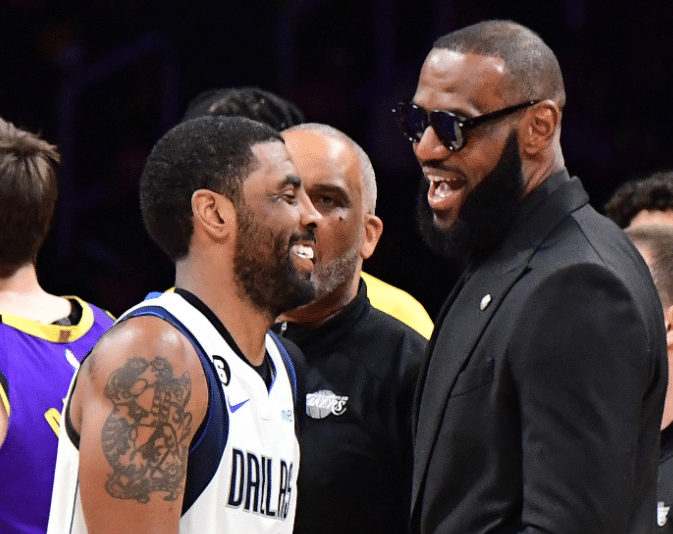 揭秘欧文招募詹姆斯内幕！詹皇申请交易或买断合同？独行侠难组三巨头