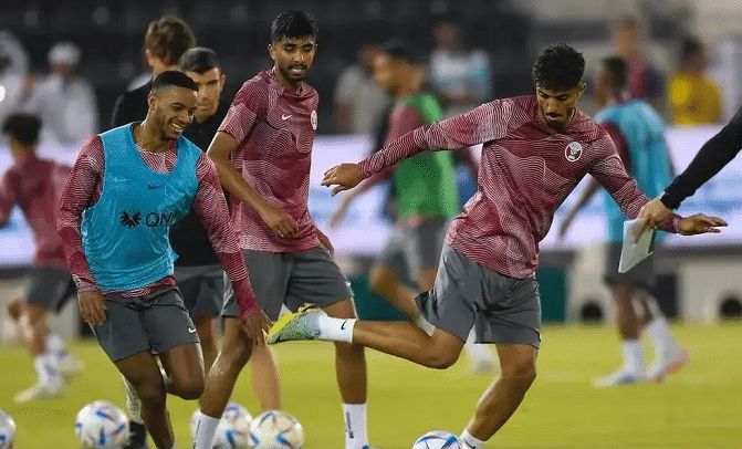 世界杯丑闻！曝卡塔尔队740万美元贿赂对手，揭幕战必须赢球