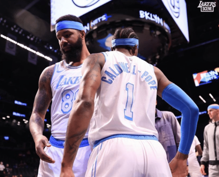 东部第一轰然倒塌，4星豪阵输25分！湖人没詹眉大胜，庄神选对了