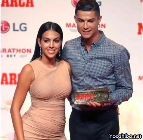 为世界杯梦延期婚礼 C罗获乔治娜坚定支持