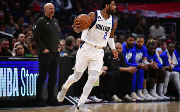 NBA头号闹剧！拆队巨星加盟后，从第4到崩盘仅用61天，东契奇被坑