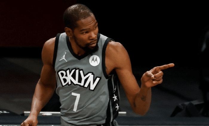 等待被吹！球迷称杜兰特是得分手而不是射手，KD：有啥不同？